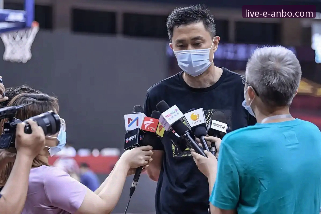 上海男篮豪取12连胜巩固榜首，安博电竞平台呈现完整赛事数据流